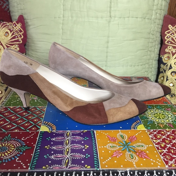 80s Suede Pumps - Picture 4 of 13